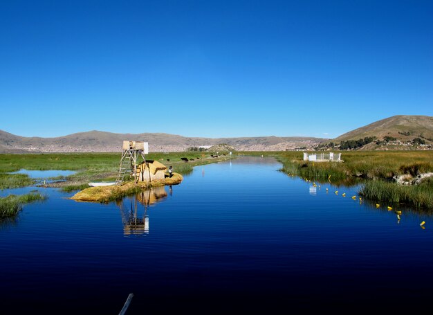 Pływające Wyspy Uros Na Jeziorze Titicaca W Andach, Peru I Boliwii