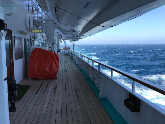 Zdjęcie podróże oceaniczne statkiem wycieczkowym