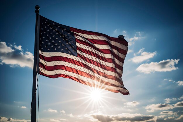 Podświetlana flaga narodowa usa latająca i machająca na wietrze nad szarym burzliwym pochmurnym niebem symbol amerykańskiego patriotyzmu niski kąt generuje ai