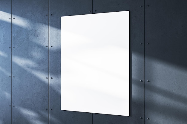 Zdjęcie pojedynczy pionowy biały model płótna na teksturowanej ścianie galerii cienia gra 3d rendering
