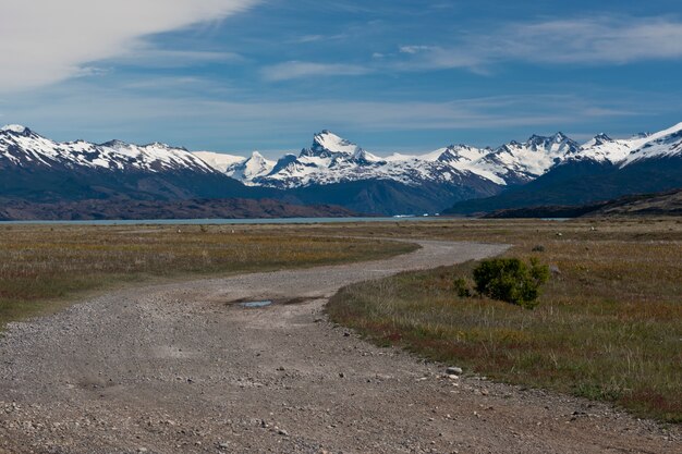 Polna Droga Estancia Cristina W Parku Narodowym Los Glaciares