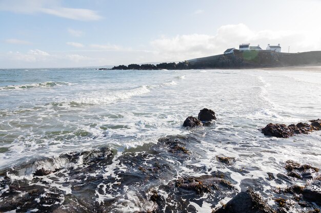 Północna Irlandia Wygląd wybrzeża Oceanu Atlantyckiego Zdjęcia zasobów