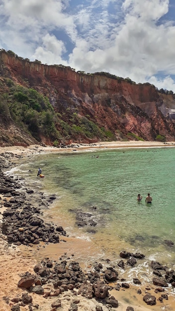 Pomarańczowe Klify Na Plaży Tabatinga Conde Paraiba Brazylia