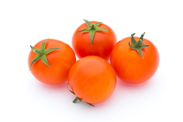 Pomidor na białym tle isolatd.