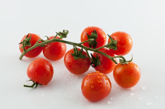 Pomidory Na Białym Tle