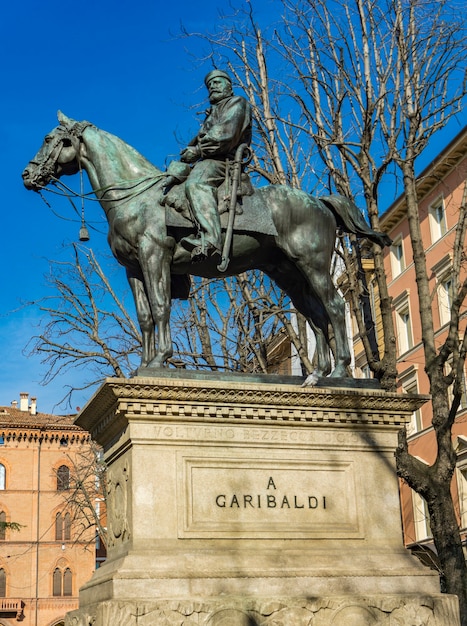 Pomnik Giuseppe Garibaldiego w Bolonii we Włoszech