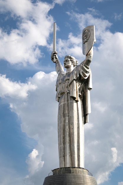 Pomnik Ojczyzny w Kijowie Ukraina