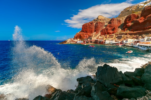 Port Amoudi Z Oia Lub Ia, Santorini, Grecja