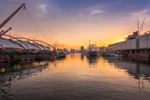 Porto antico stary port w genui we włoszech?