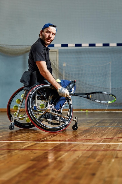 Zdjęcie portret kobiety na rowerze