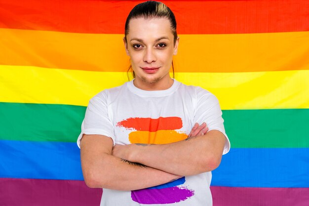 Portret mężczyzny transseksualnego, wsparcie koncepcyjne dla gejów, lesbijek, osób transpłciowych i przeciw homofobii