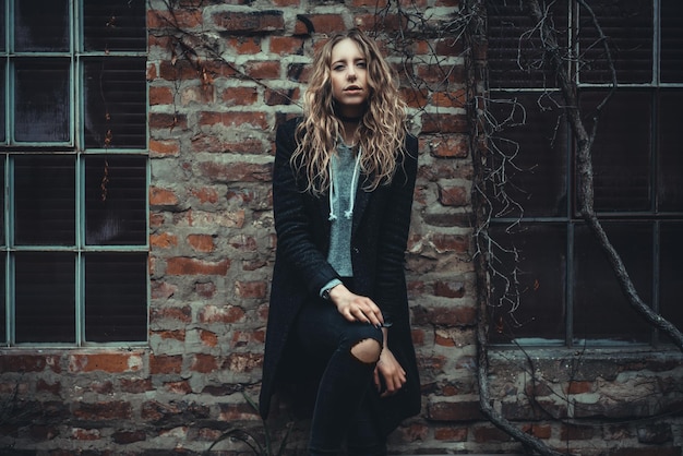 Portret młodej kobiety
