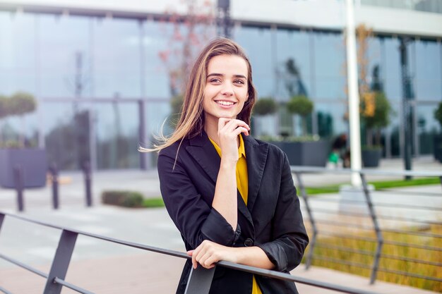 Portret Młody Bizneswoman