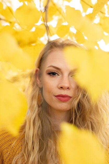 Portret pięknej kobiety