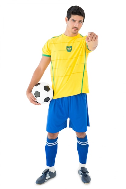 Portret przystojny brazylijski piłkarz