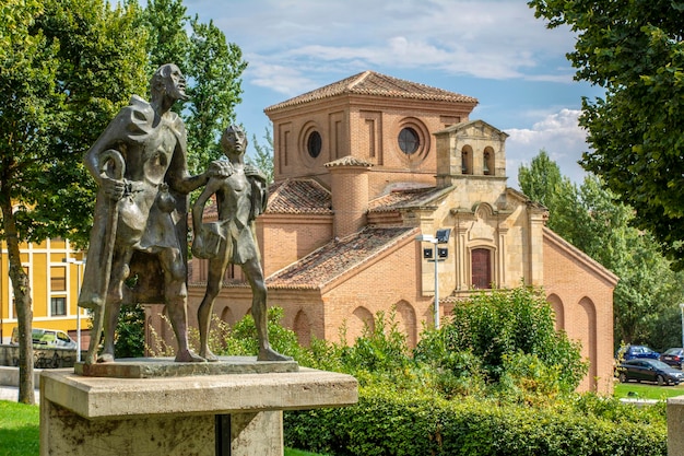 Posąg Lazarillo de Tormes postaci literatury hiszpańskiej Salamanka w Hiszpanii