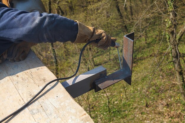 Prace Spawalnicze Spawarka Materiałów Metalowych W Przemyśle Ciężkim