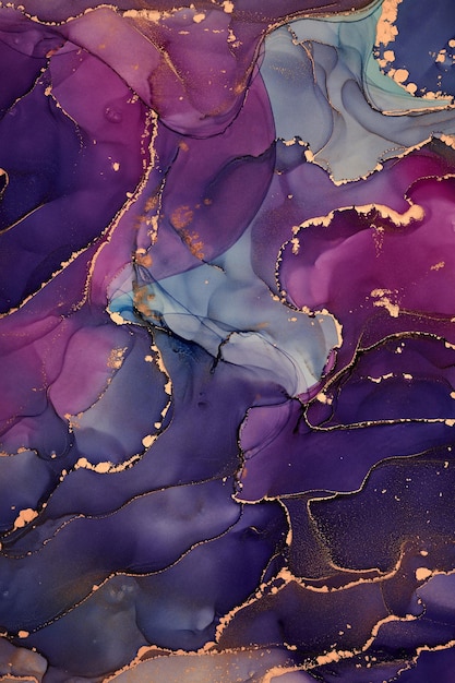 Prądy półprzezroczystych odcieni wijących się metalicznych wirów i spienionych sprayów kolorów kształtują krajobraz tych swobodnie płynących tekstur Naturalny luksusowy abstrakcyjny obraz płynny w technice atramentu alkoholowego