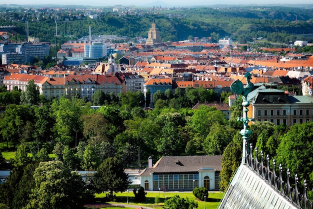 Praga szósta dzielnica miejska widziana z katedry św. Wita Praga Czechy