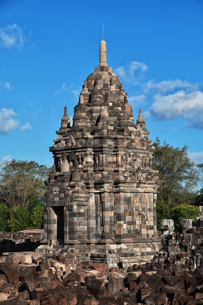Zdjęcie prambanan jest hinduską świątynią w yogyakarta, jawa, indonezja