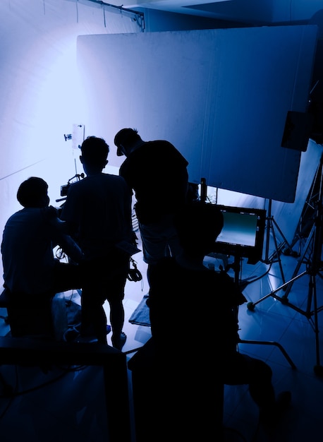 Produkcja Wideo Za Kulisami Tworzenie Reklamówki Telewizyjnej, W Której Ekipa Filmowa Ekipa Lightman