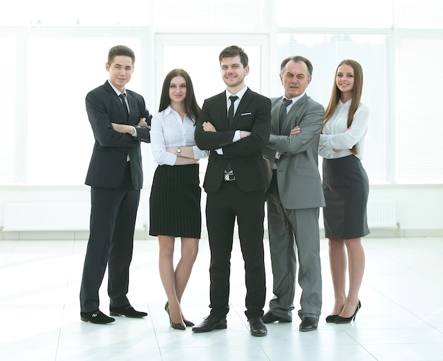 Profesjonalny biznes team.photo w pełnym rozwoju. zdjęcie z miejscem na tekst