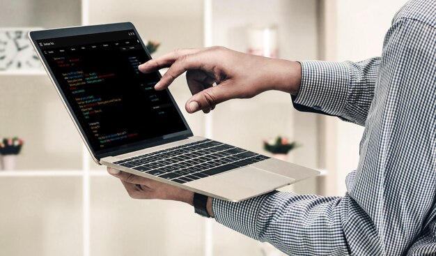 Programowanie rozwoju oprogramowania na ekranie komputera dla modnych aplikacji