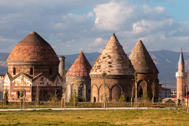 Projekt Drogi Kulturalnej Erzurum, Trzy kopuły. erzurum,