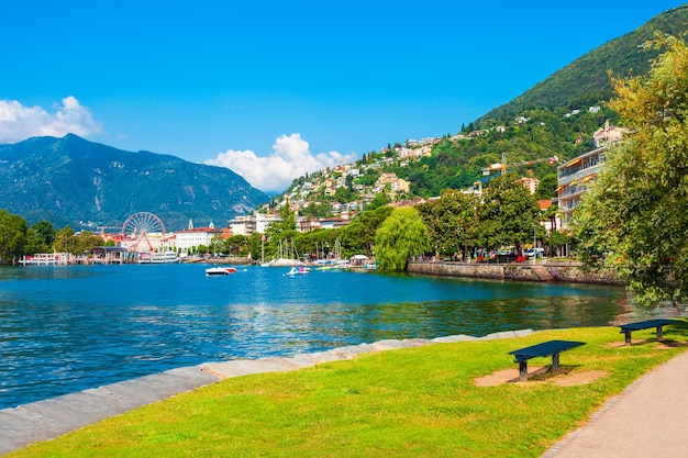 Promenada miasta Locarno Jezioro Maggiore