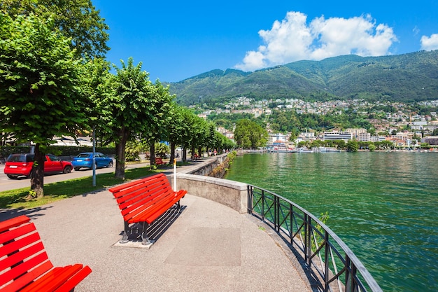 Promenada miasta Locarno Jezioro Maggiore