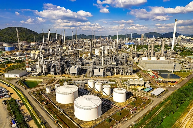 Przemysł naftowy i gazowy Rafineria fabryka petrochemiczna