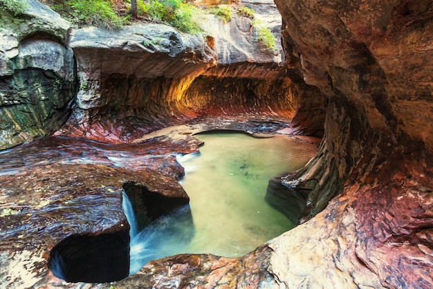 Zdjęcie przesmyki w parku narodowym zion, utah