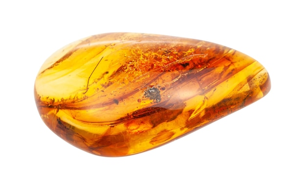 Zdjęcie przeznaczone do walki radioelektronicznej próbki naturalnego minerału z kolekcji geologicznej polerowany amber gem stone z inkluzjami samodzielnie na białym tle