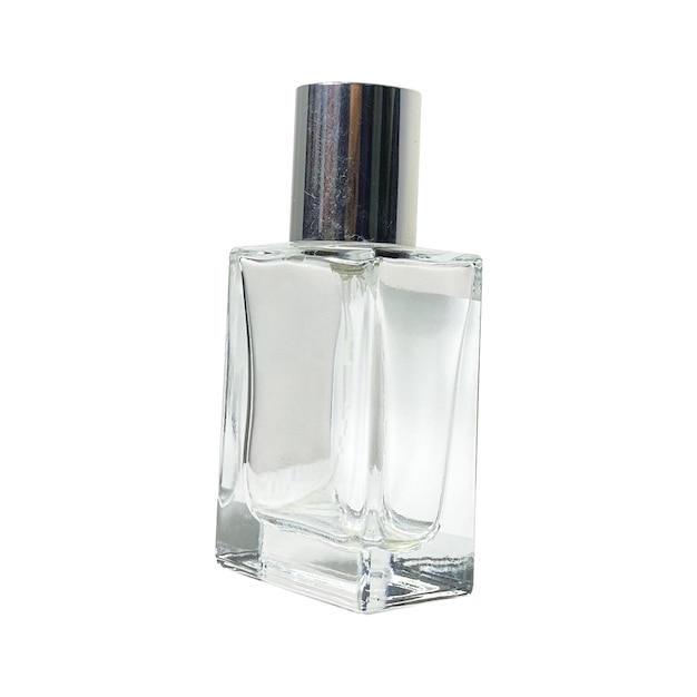 Pusta butelka perfum na białym tle 1
