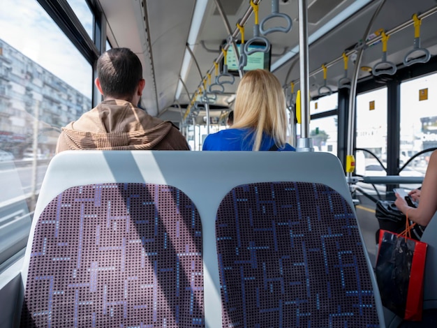 Zdjęcie puste miejsce w autobusie pasażerskim