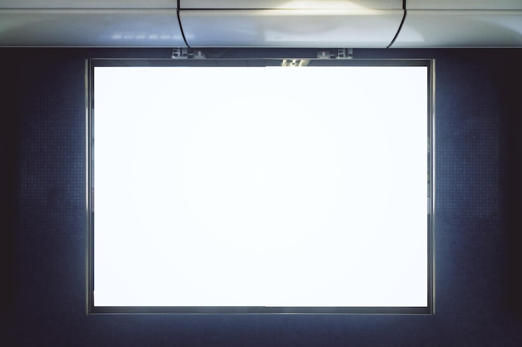 Zdjęcie pusty biały podziemny billboard