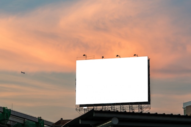 Pusty Billboard Na Nową Reklamę.