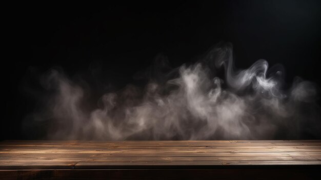 pusty drewniany stół z dymem pływający na ciemnym tle Pusta przestrzeń do wyświetlania swoich produktów