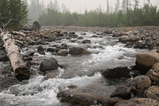 Putorana Plateau górski potok