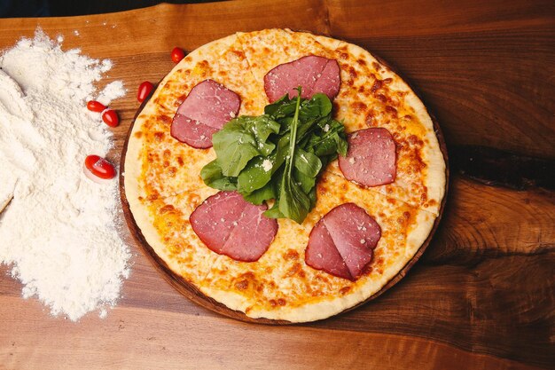 Pyszna pizza Mieszanka Włoskie jedzenie