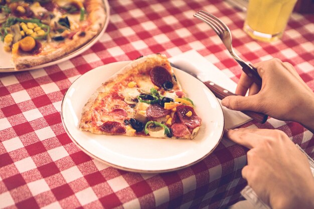 Pyszna pizza Mieszanka Włoskie jedzenie