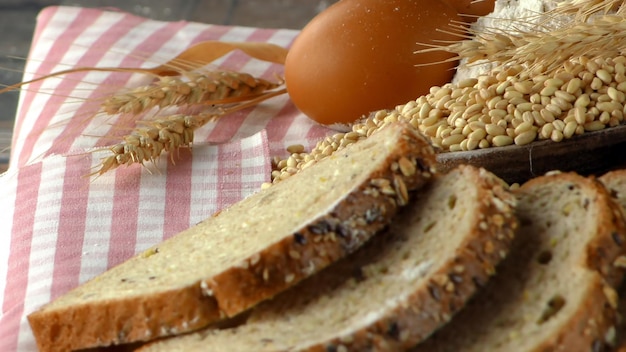 Pyszna świeża mieszanka koncepcji żywności chleba