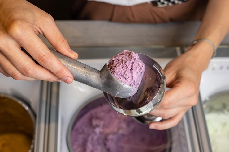 Zdjęcie pyszne lody w cukierni closeup