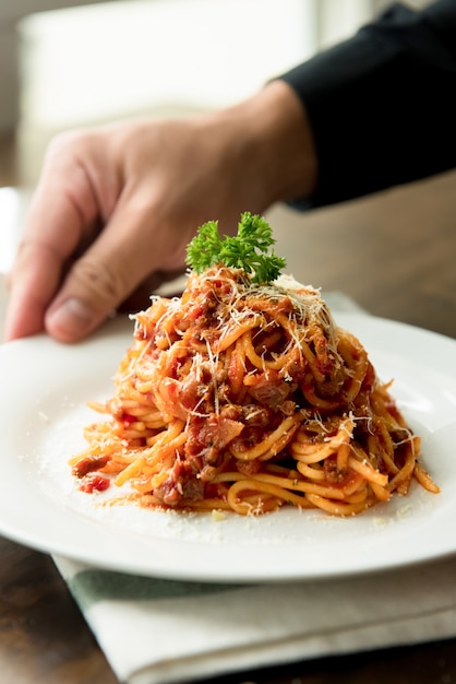 Pyszne włoskie spaghetti mięso bolognese