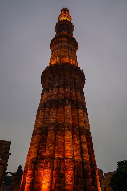 Qutub Minar- Qutab Minar Road, Delhi Obraz Wieczorny Widok