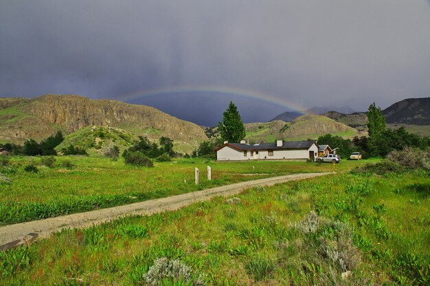 Raindow w parku narodowym Los Glacier Fitz Roy, El Chalten, Patagonia, Argentyna