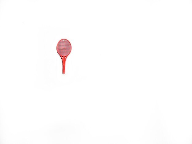 Zdjęcie rakietka tenisowa na białym tle