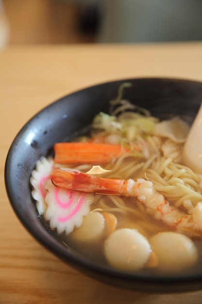 Ramen Owoce Morza Japońskie Jedzenie?