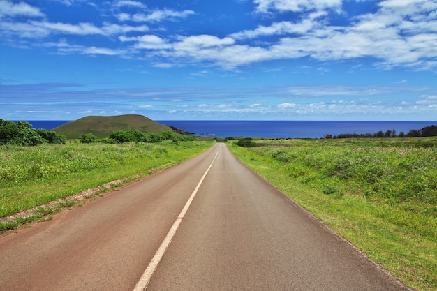 Rapa Nui. Droga na Wyspie Wielkanocnej