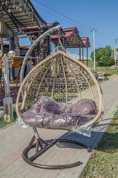 Rattan swing ogrodowy kokon Meble ogrodowe